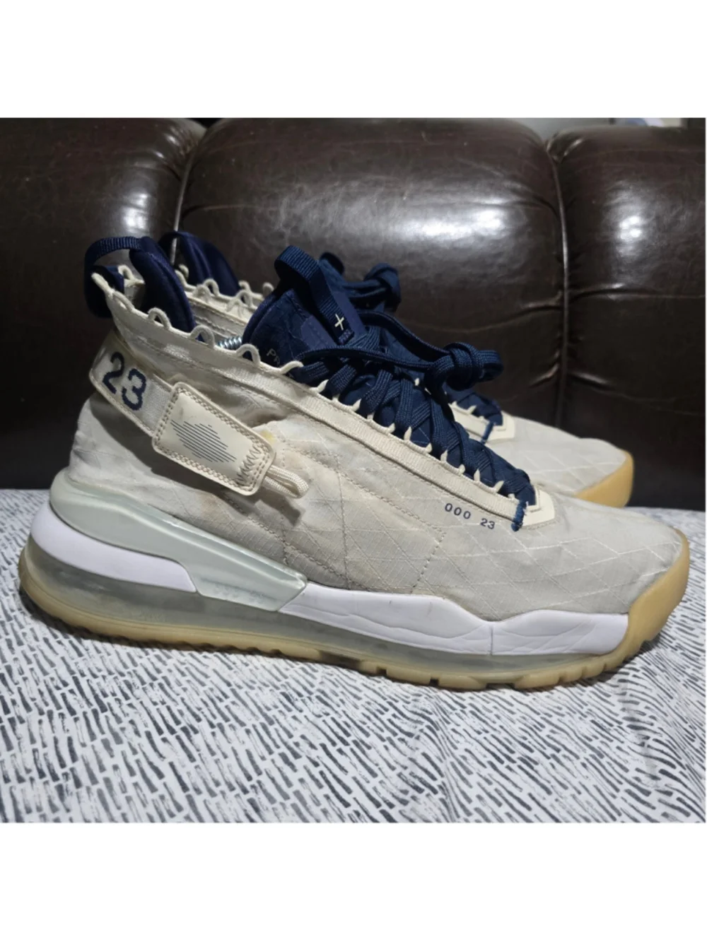 Men's Jordan Proto-Max 720 Sneakers Beige and Blue